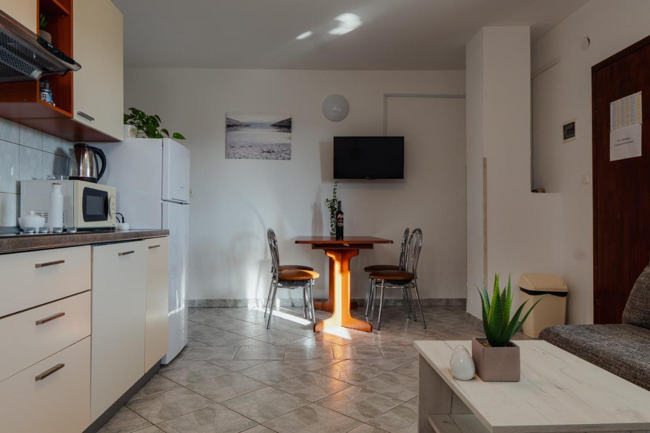 Apartmani Jaman Vrsi Buitenkant foto