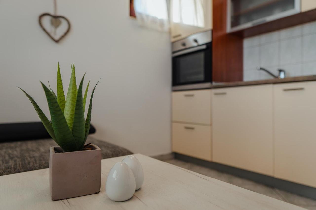 Apartmani Jaman Vrsi Buitenkant foto