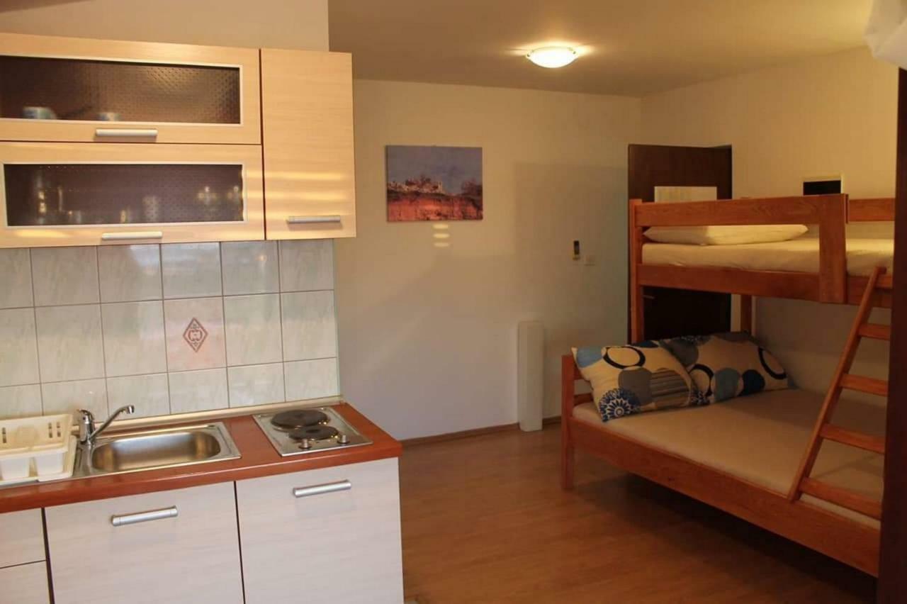 Apartmani Jaman Vrsi Buitenkant foto