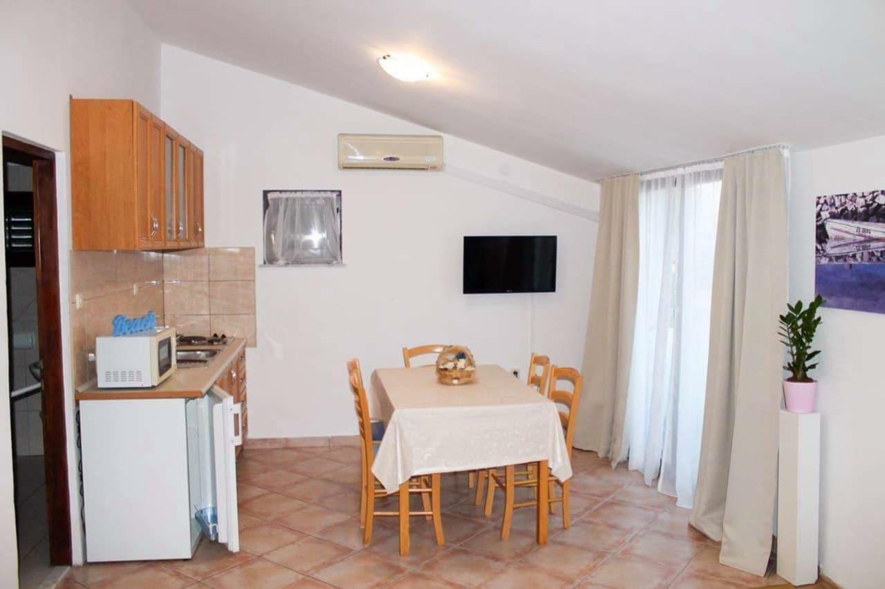 Apartmani Jaman Vrsi Buitenkant foto